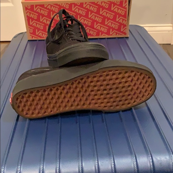 Old Skool Vans (Black/Black) CANVAS - Picture 3 of 7